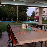 Mutlu Hotel