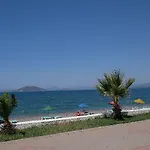 ホテル Mutlu